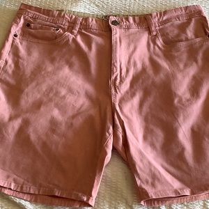 Izod Men’s Size 40 Blush Colored  Stretch Cotton Shorts